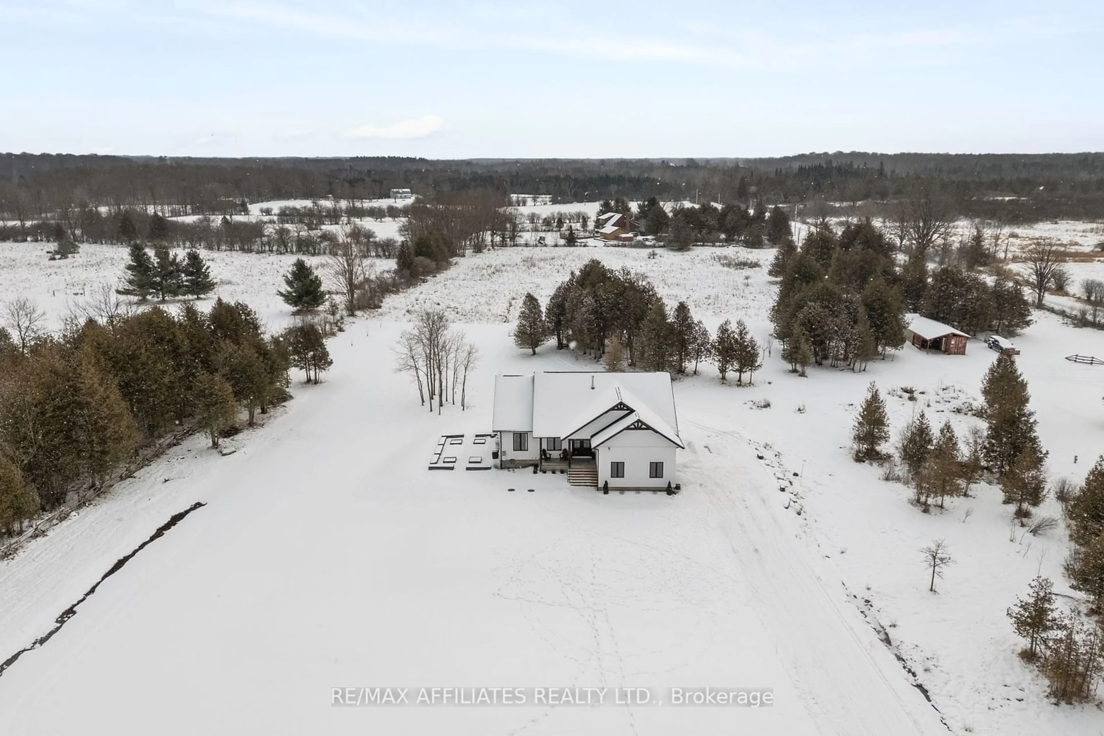 A pic from outside/outdoor area/front of a property/back of a property/a pic from drone, unknown for 1647 Drummond Conc. 10A Rd, Drummond/North Elmsley Ontario K7H 0L3