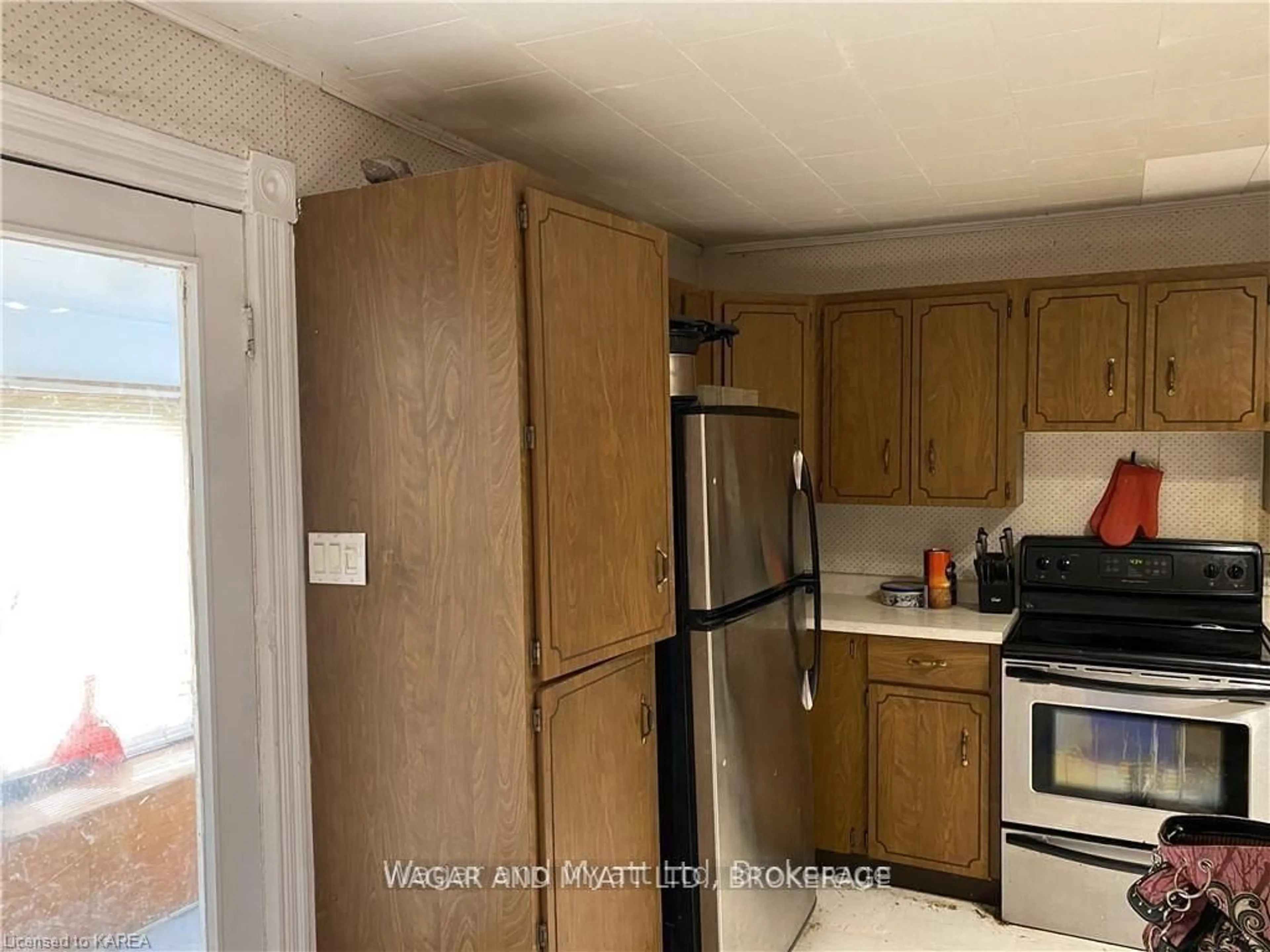 Standard kitchen, unknown for 299 BUTTERMILK FALLS Rd, Greater Napanee Ontario K0K 2W0