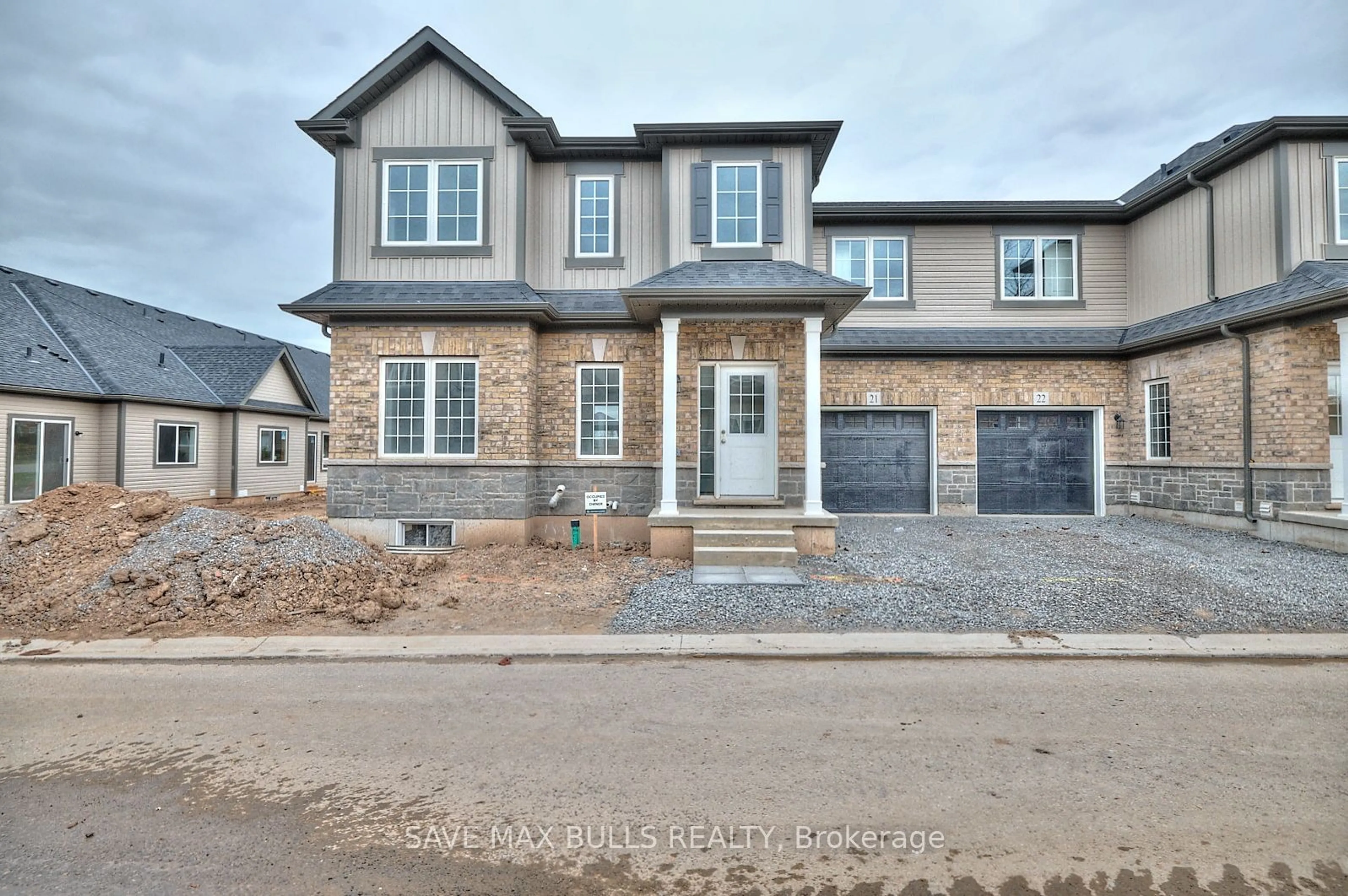 Home with brick exterior material, street for 397 GARRISON Rd #22, Fort Erie Ontario L2A 5K5