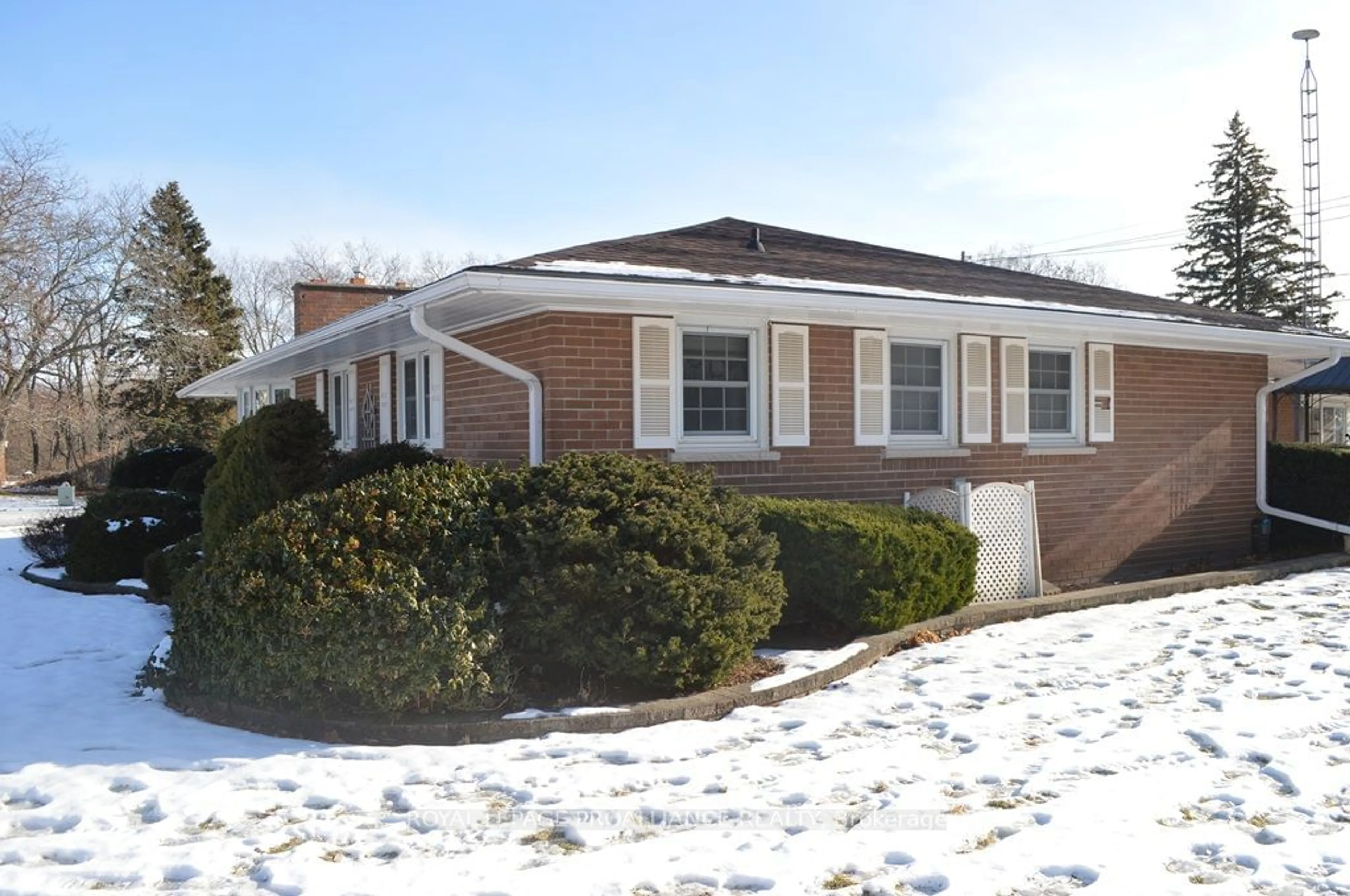 Home with brick exterior material, street for 9 Parkview Hts, Quinte West Ontario K8V 5L9