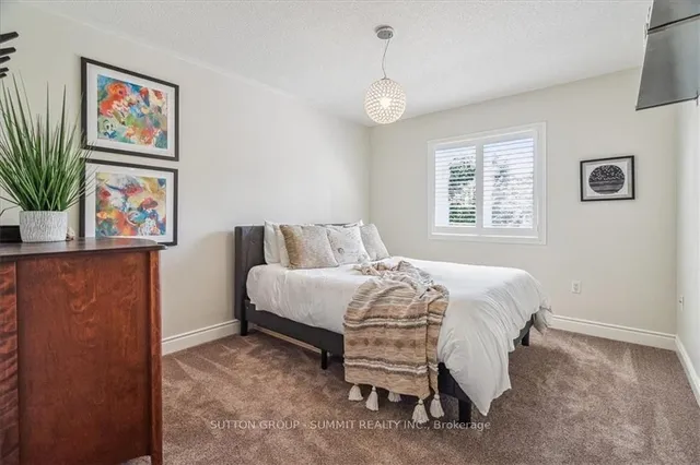 Additional property image - 17 Winegarden Tr