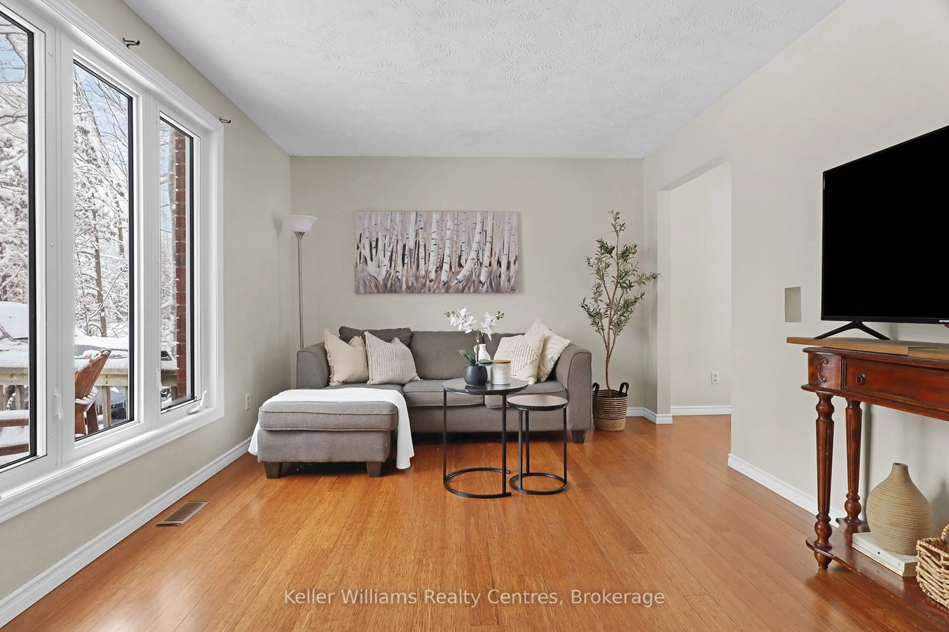 Living room with furniture, unknown for 179593 Grey Road 17, Georgian Bluffs Ontario N0H 2T0