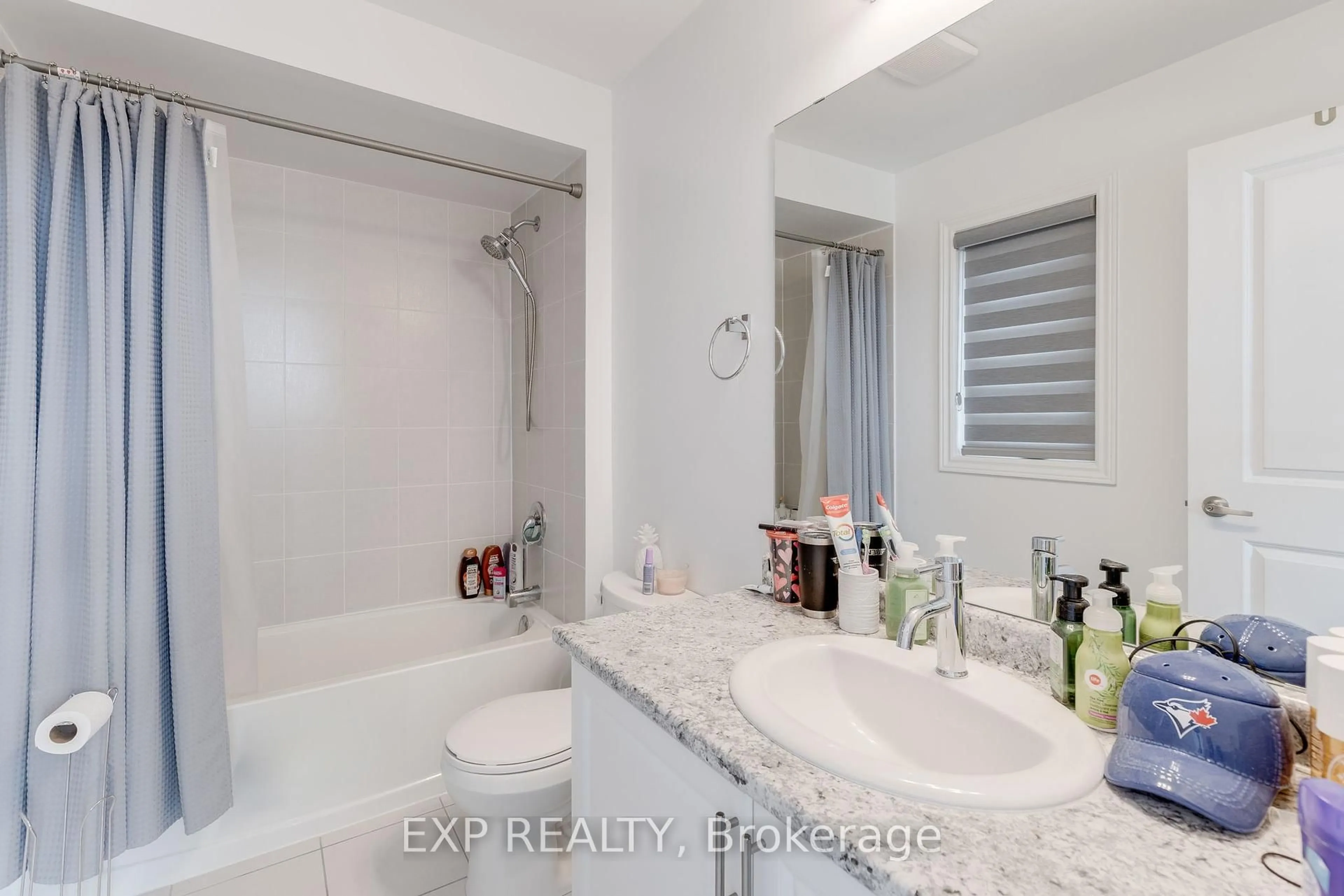 Standard bathroom, ceramic/tile floor for 25 Corbett St, Southgate Ontario N0C 1B0