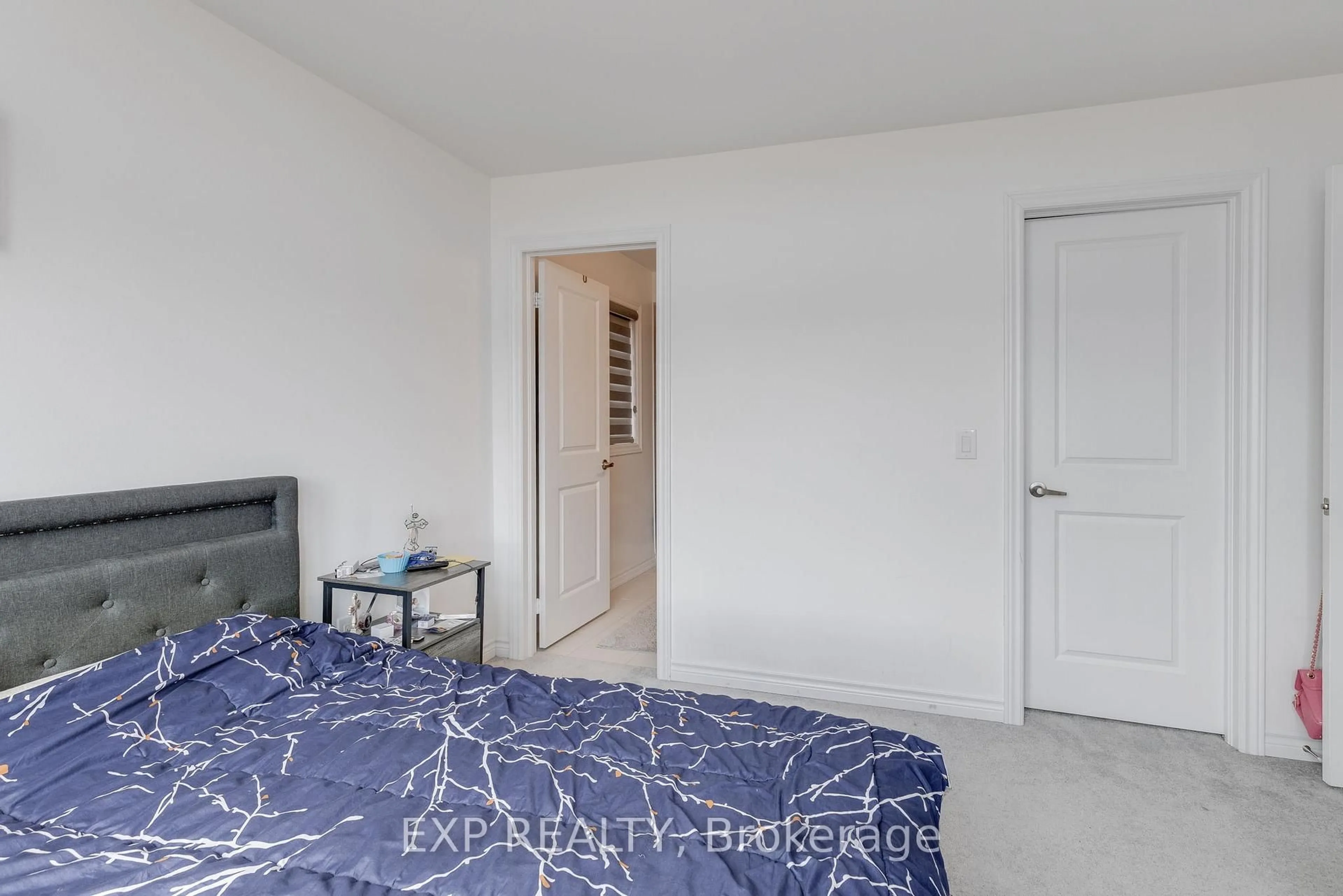 A pic of a room for 25 Corbett St, Southgate Ontario N0C 1B0