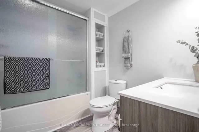 Additional property image - 10 Angus Rd Unit 14