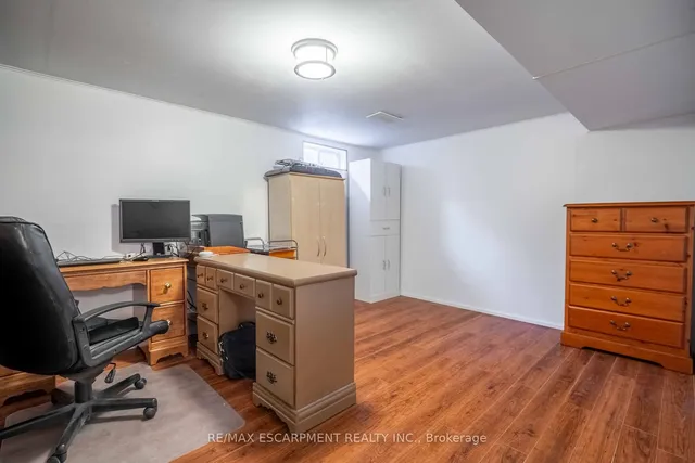 Additional property image - 10 Angus Rd Unit 14