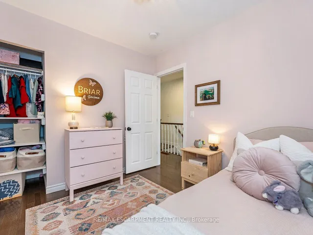 Additional property image - 218 Cumberland Ave