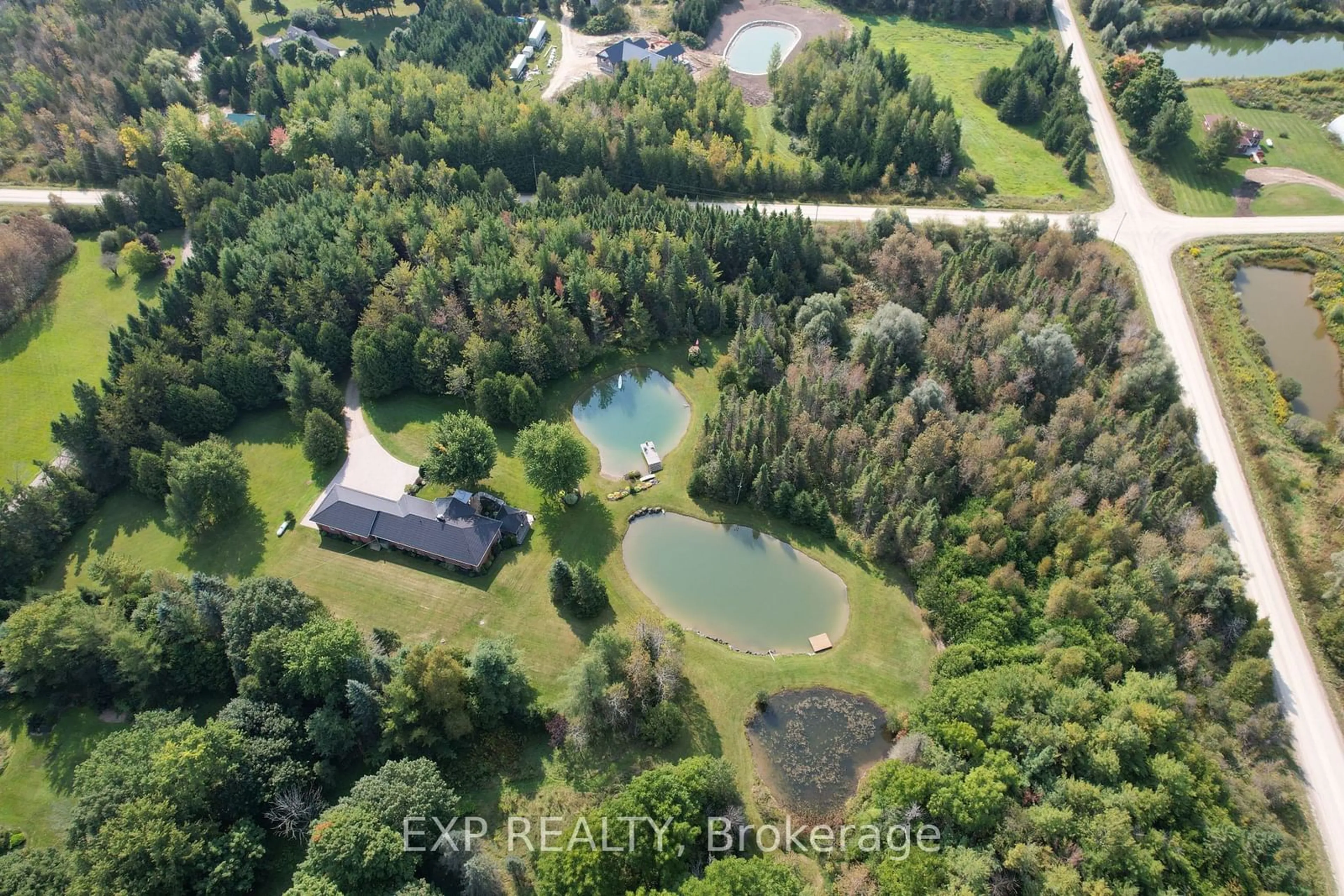 A pic from outside/outdoor area/front of a property/back of a property/a pic from drone, water/lake/river/ocean view for 426155 25th Sideroad, Mono Ontario L9V 1E3