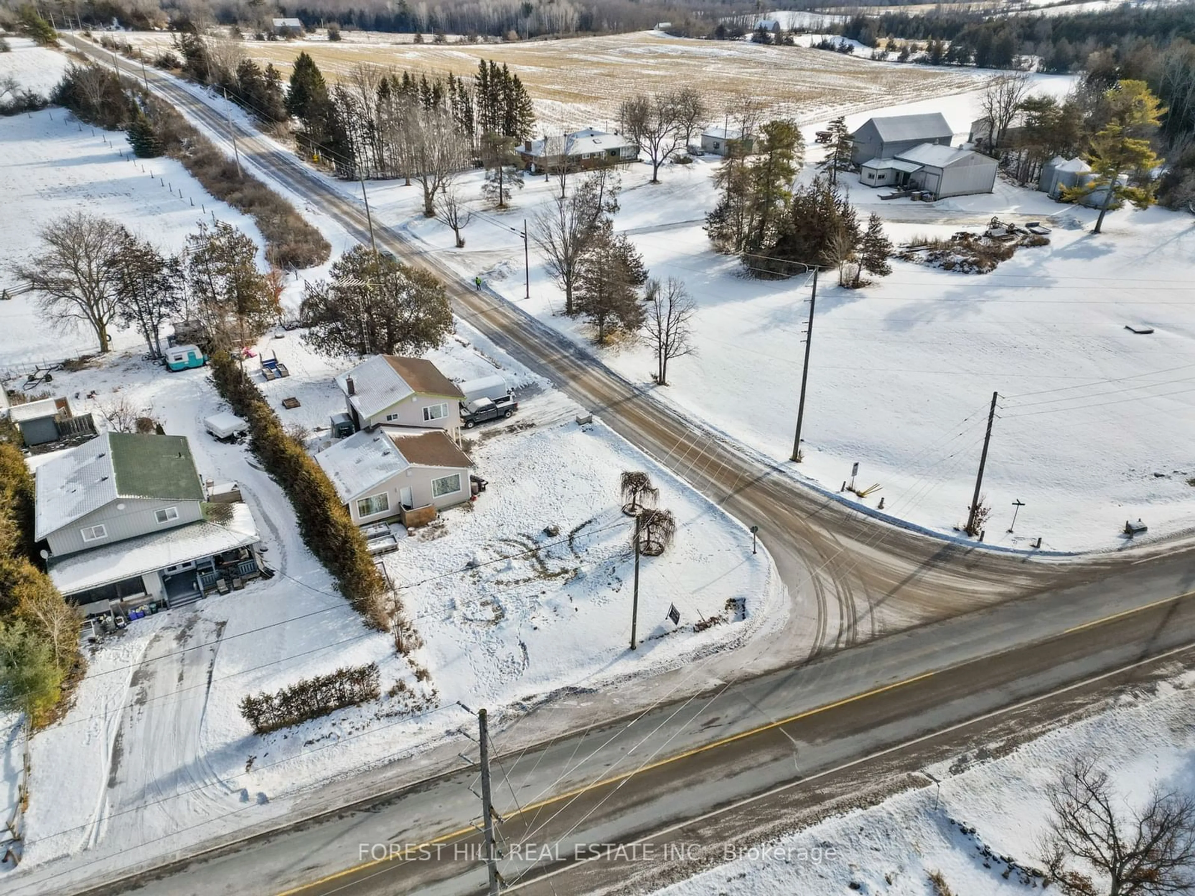 A pic from outside/outdoor area/front of a property/back of a property/a pic from drone, street for 1686 8th Line, Trent Hills Ontario K0L 1L0