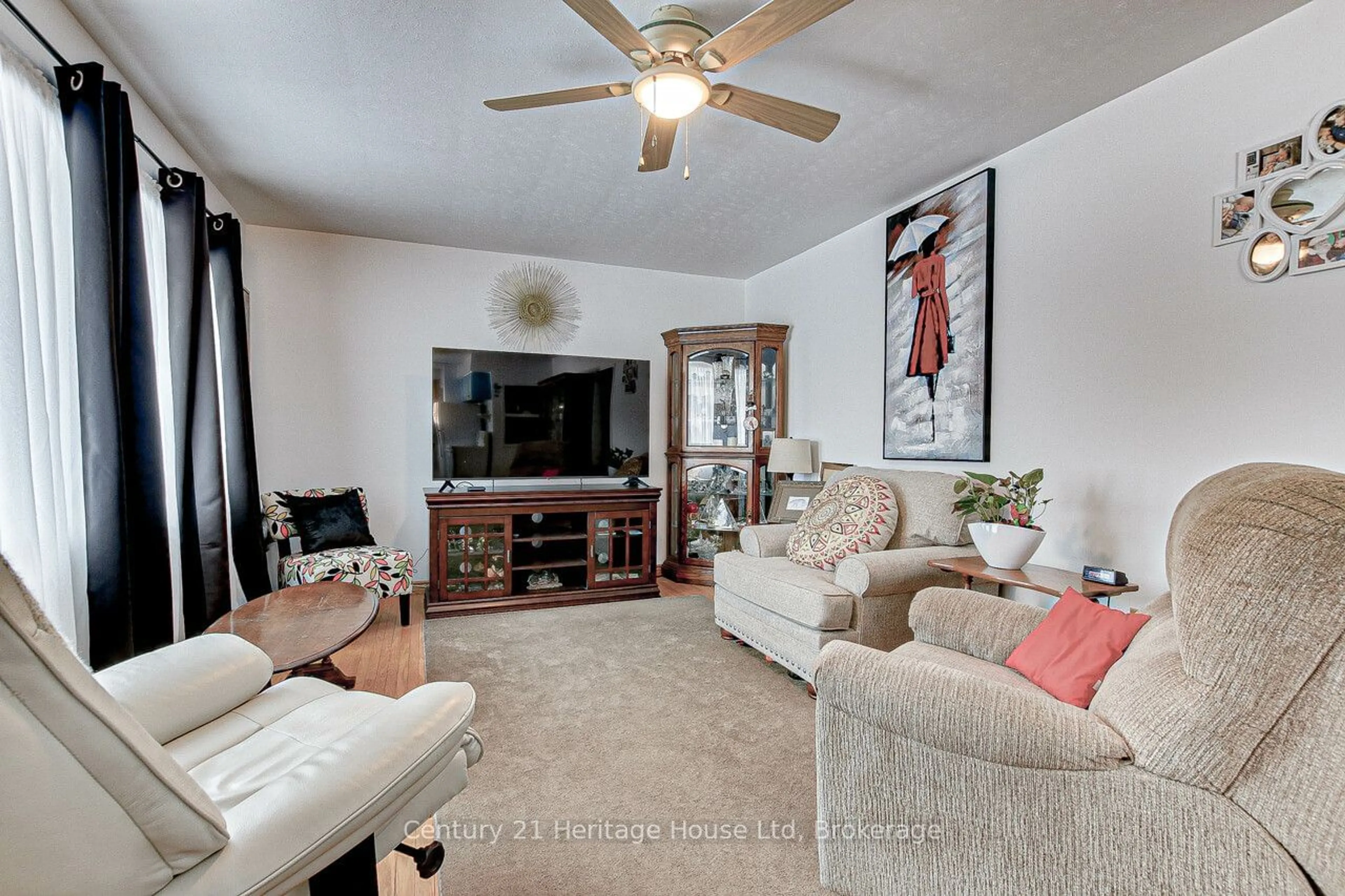 Living room with furniture, unknown for 237 Hale St, London Ontario N5W 1E9