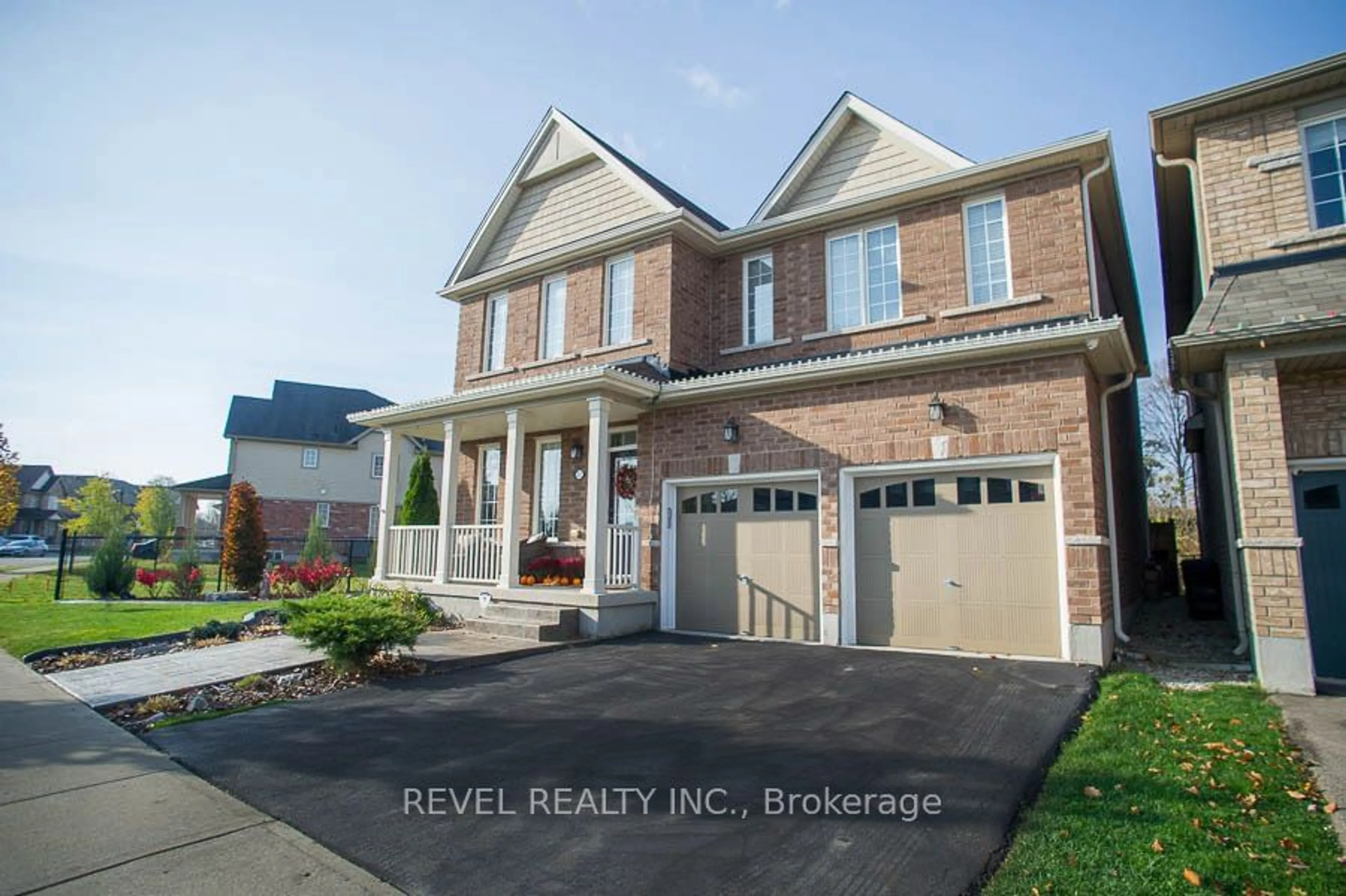 Home with brick exterior material, street for 22 Wilmot Rd, Brantford Ontario N3T 0K8