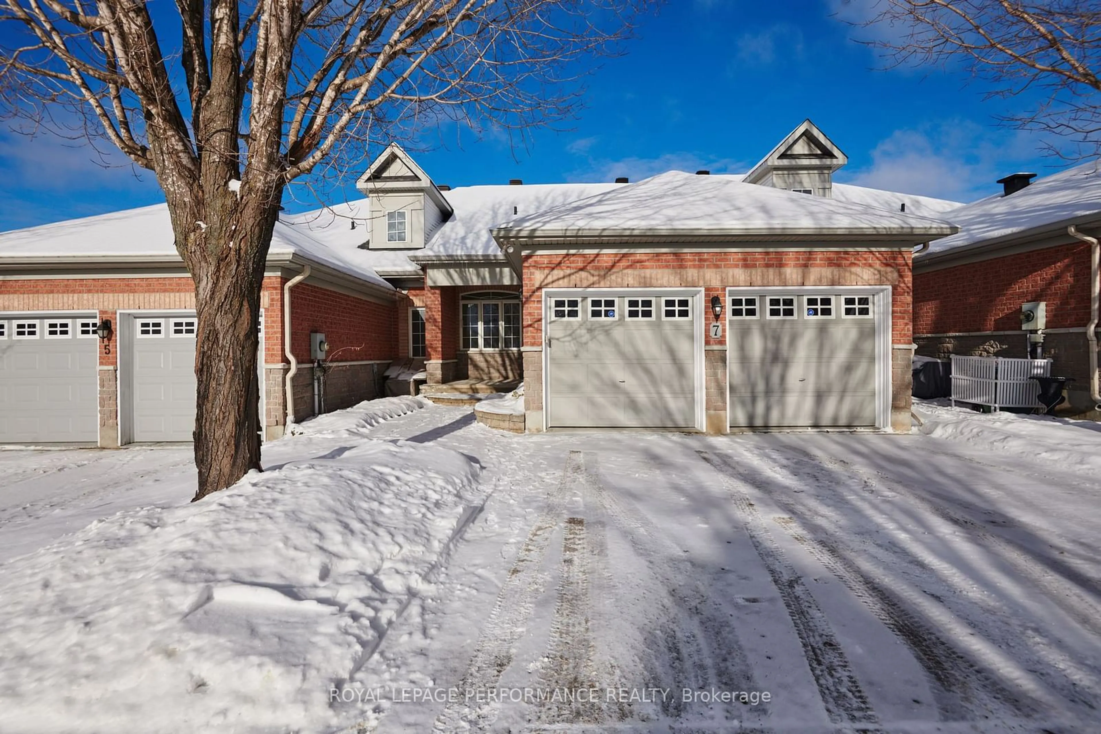 Home with brick exterior material, street for 7 Kinmount, Kanata Ontario K2T 1K2