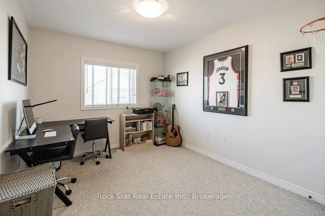 Additional property image - 70 Marina Point Cres