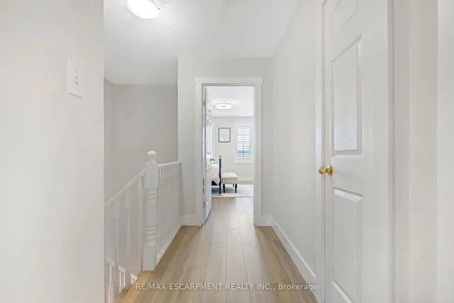Additional property image - 51 Thames Way