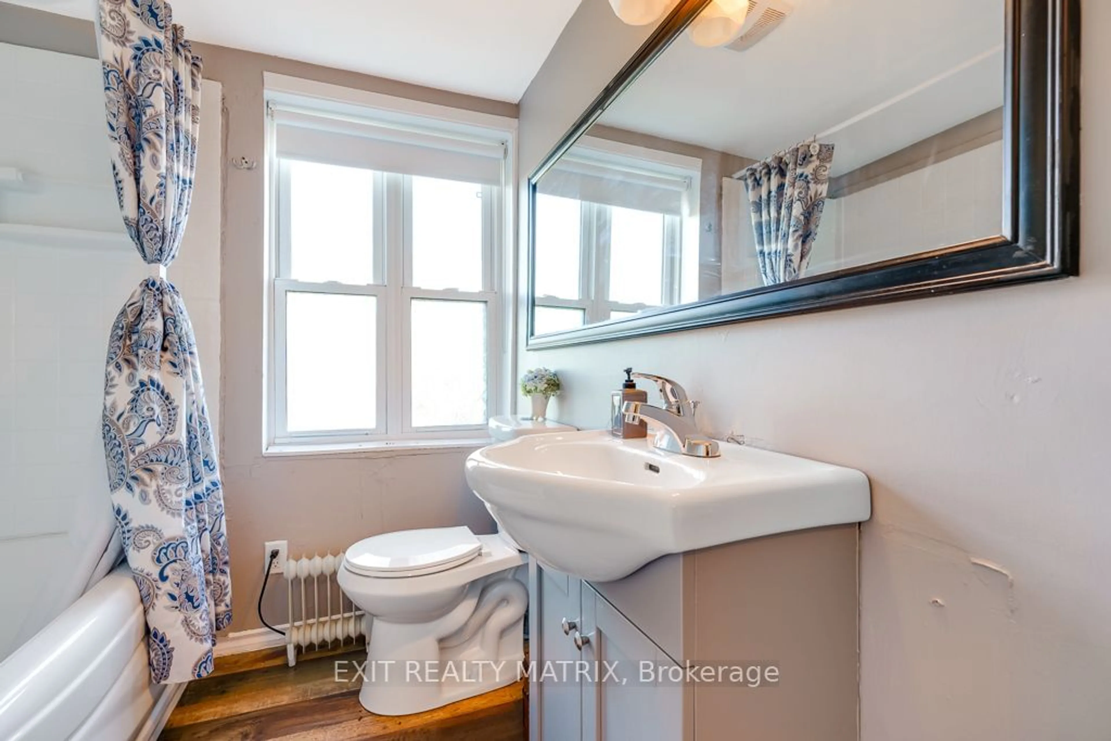 Standard bathroom, unknown for 17999 Strathmore Rd, North Stormont Ontario K0C 1B0