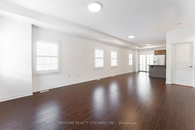 Additional property image - 3 Hyde Park Mews