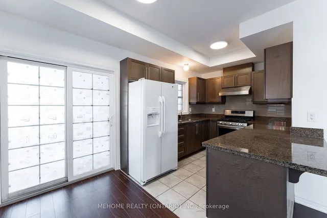 Additional property image - 3 Hyde Park Mews