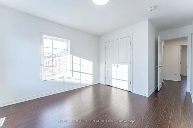 Additional property image - 3 Hyde Park Mews