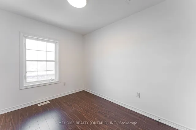 Additional property image - 3 Hyde Park Mews