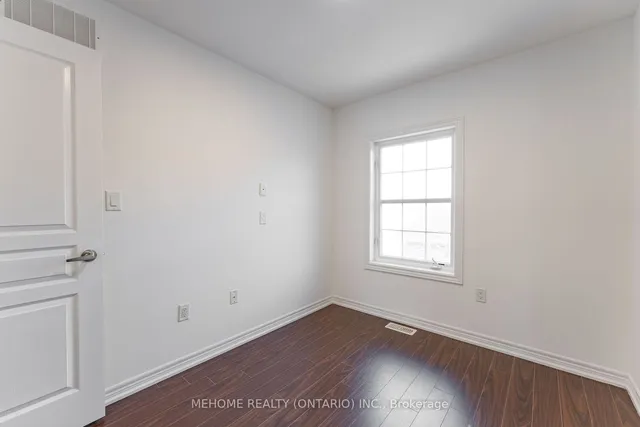 Additional property image - 3 Hyde Park Mews