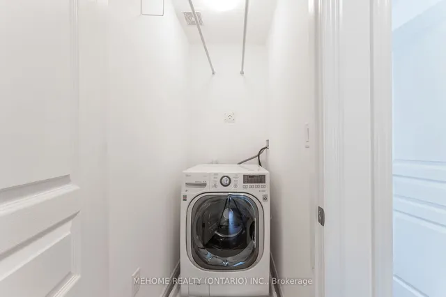 Additional property image - 3 Hyde Park Mews