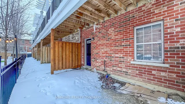 Additional property image - 3 Hyde Park Mews