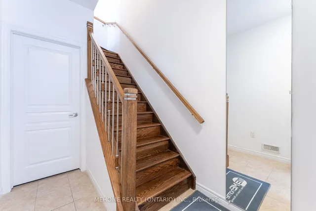 Additional property image - 3 Hyde Park Mews