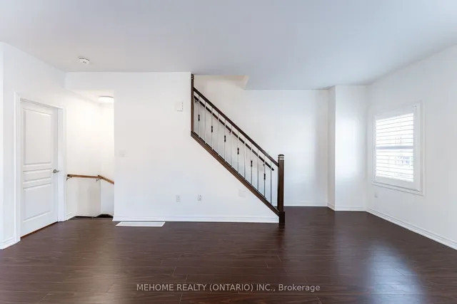 Additional property image - 3 Hyde Park Mews