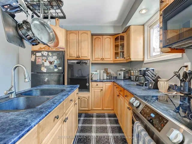 Additional property image - 20 Glen Eden Crt