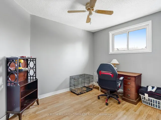 Additional property image - 20 Glen Eden Crt