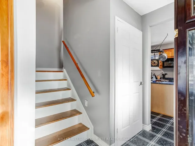 Additional property image - 20 Glen Eden Crt
