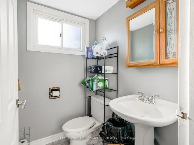 Additional property image - 20 Glen Eden Crt