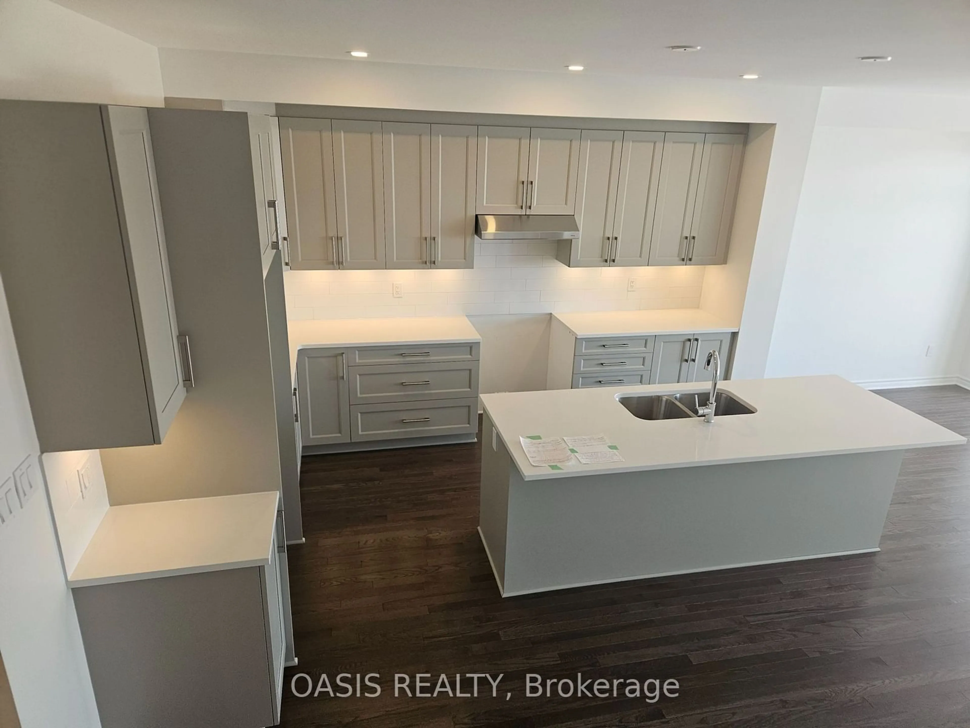 Open concept kitchen, unknown for 765 MAVERICK Cres, Stittsville - Munster - Richmond Ontario K2S 2X2