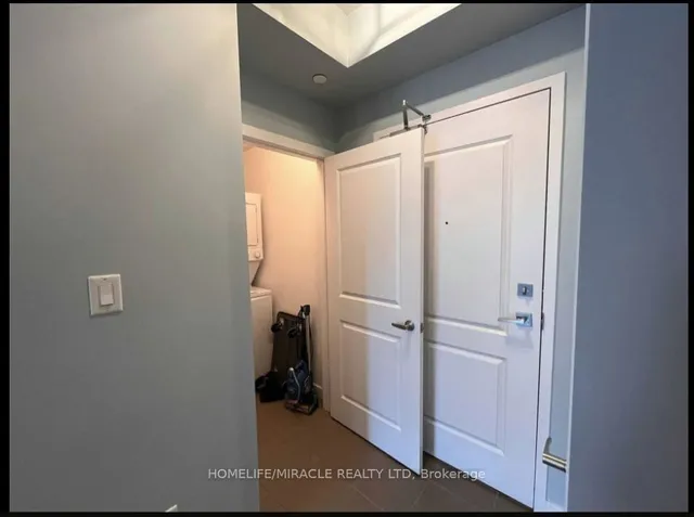 Additional property image - 125 Shoreview Pl Unit 210