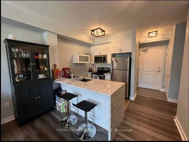Additional property image - 125 Shoreview Pl Unit 210