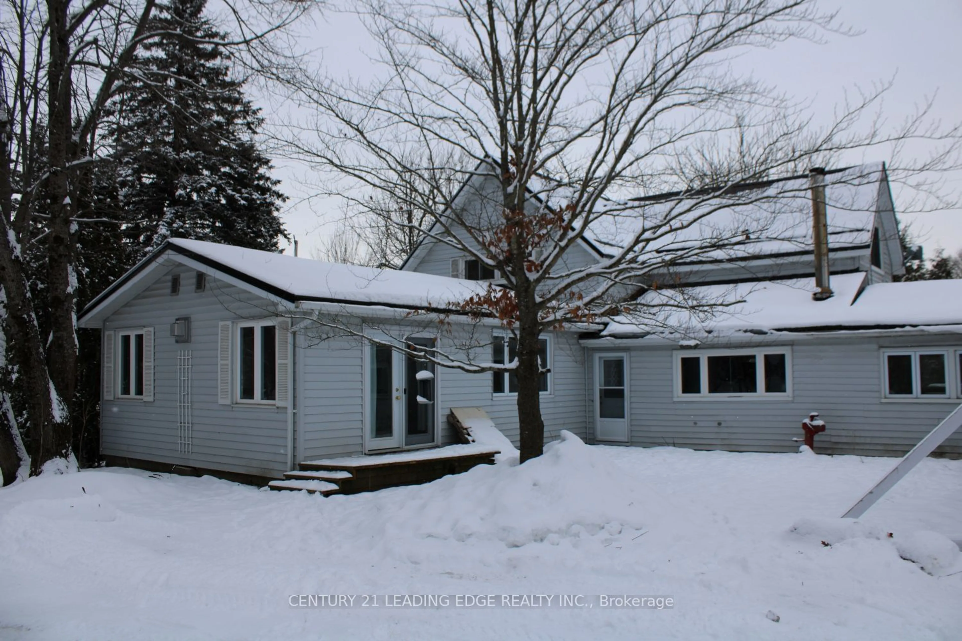 A pic from outside/outdoor area/front of a property/back of a property/a pic from drone, unknown for 4077 Monck Rd, Kawartha Lakes Ontario K0M 1K0