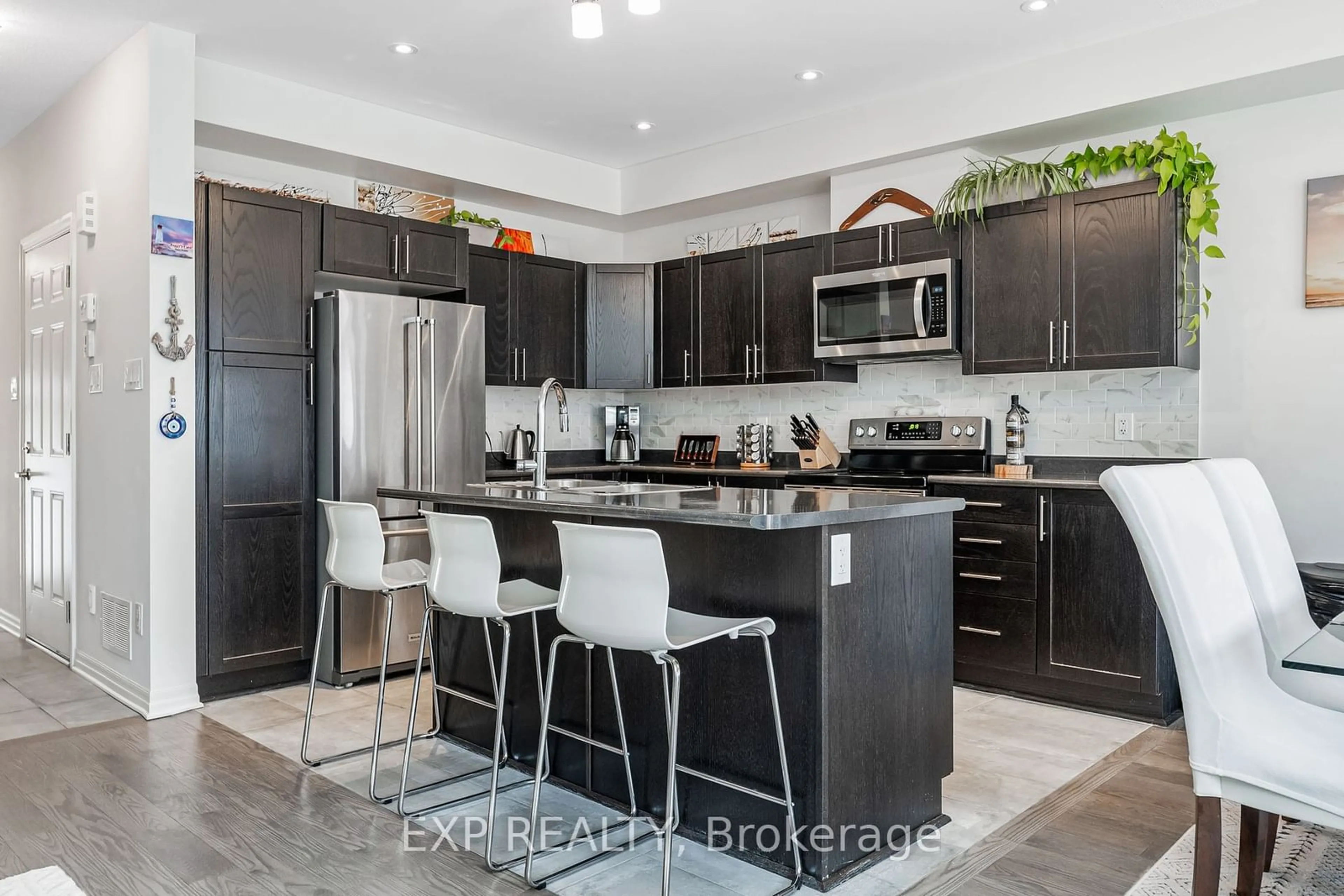 Contemporary kitchen, ceramic/tile floor for 145 Overberg Way, Kanata Ontario K2S 0V8