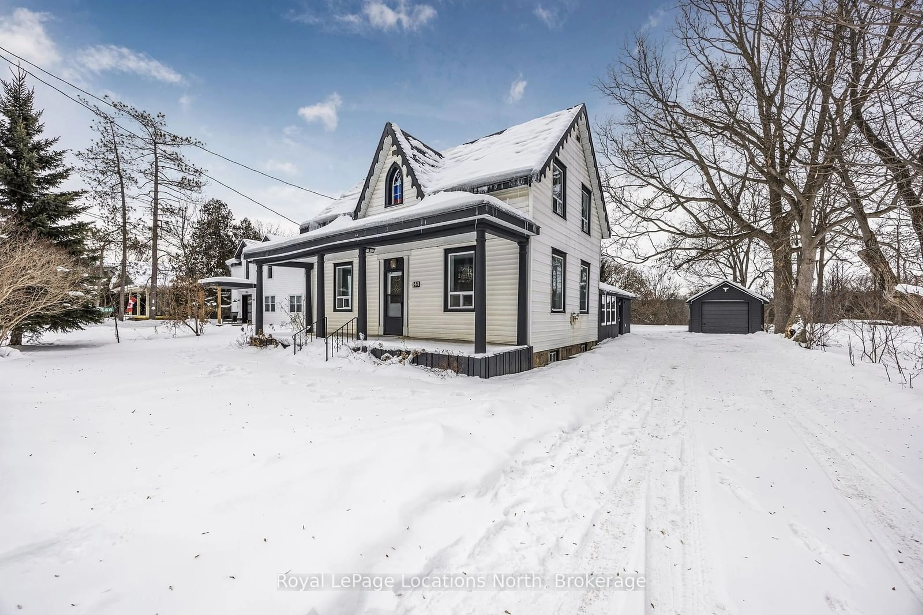 A pic from outside/outdoor area/front of a property/back of a property/a pic from drone, street for 148 Marsh St, Blue Mountains Ontario N0H 1J0