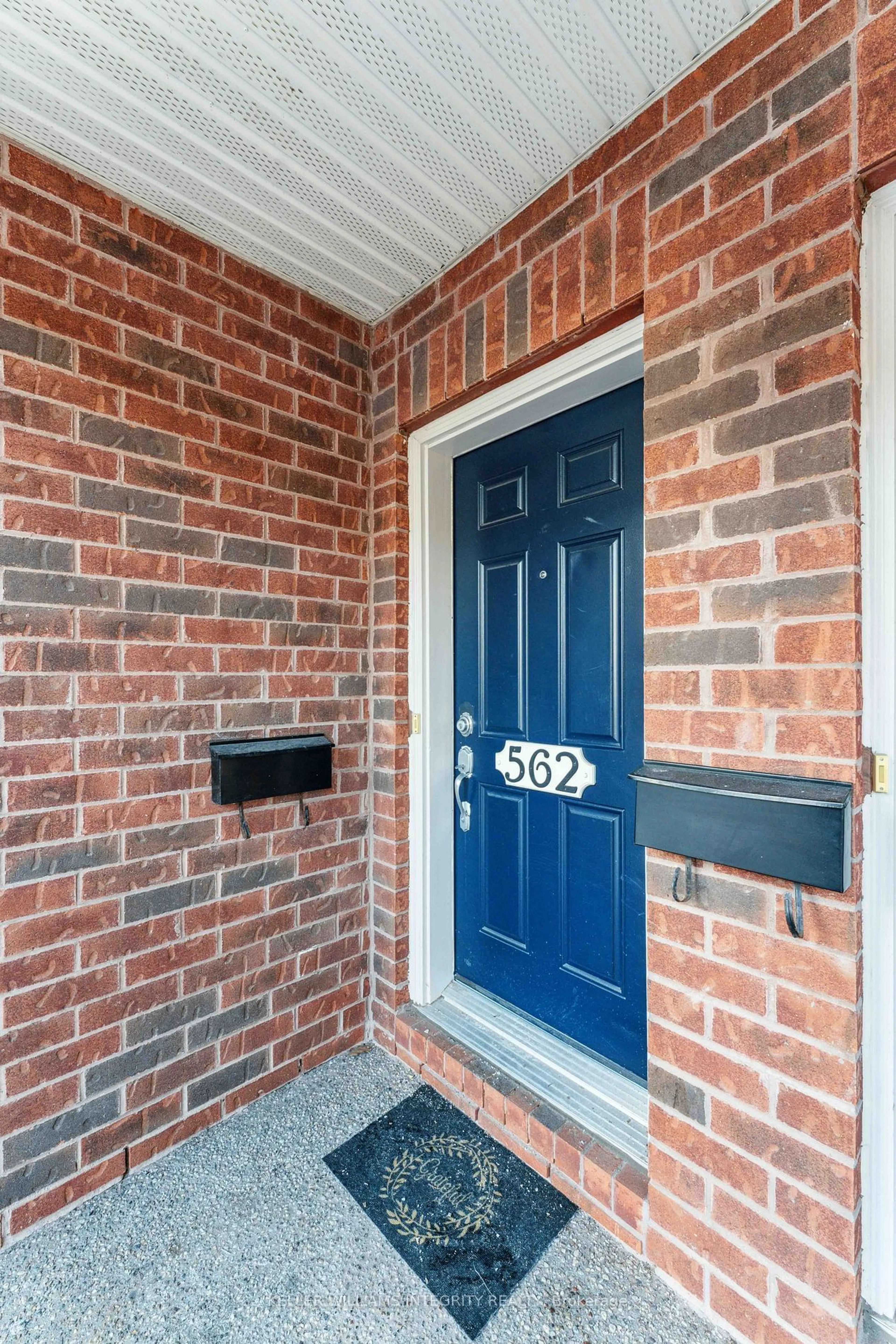 Home with brick exterior material, street for 562 Reardon, Hunt Club - South Keys and Area Ontario K1V 2L1