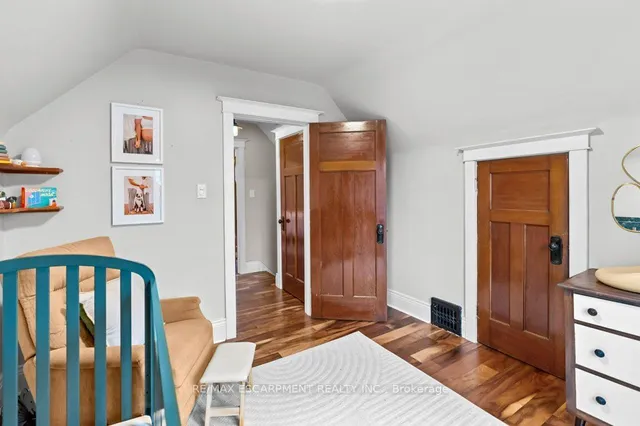 Additional property image - 92 Graham Ave