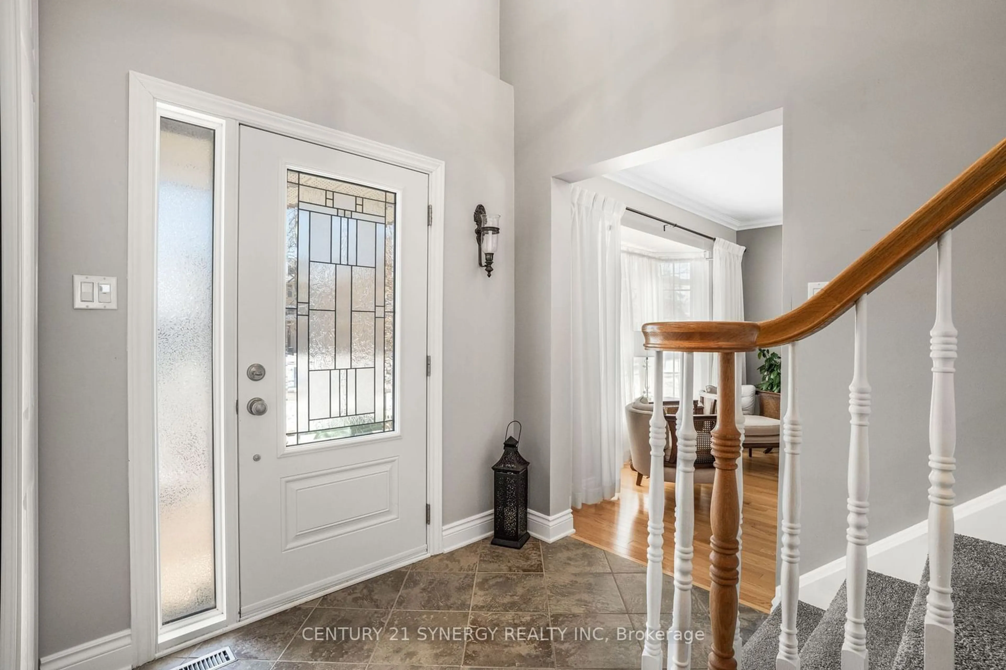 Indoor entryway for 11 John Sidney Cres, Stittsville - Munster - Richmond Ontario K2S 1J7