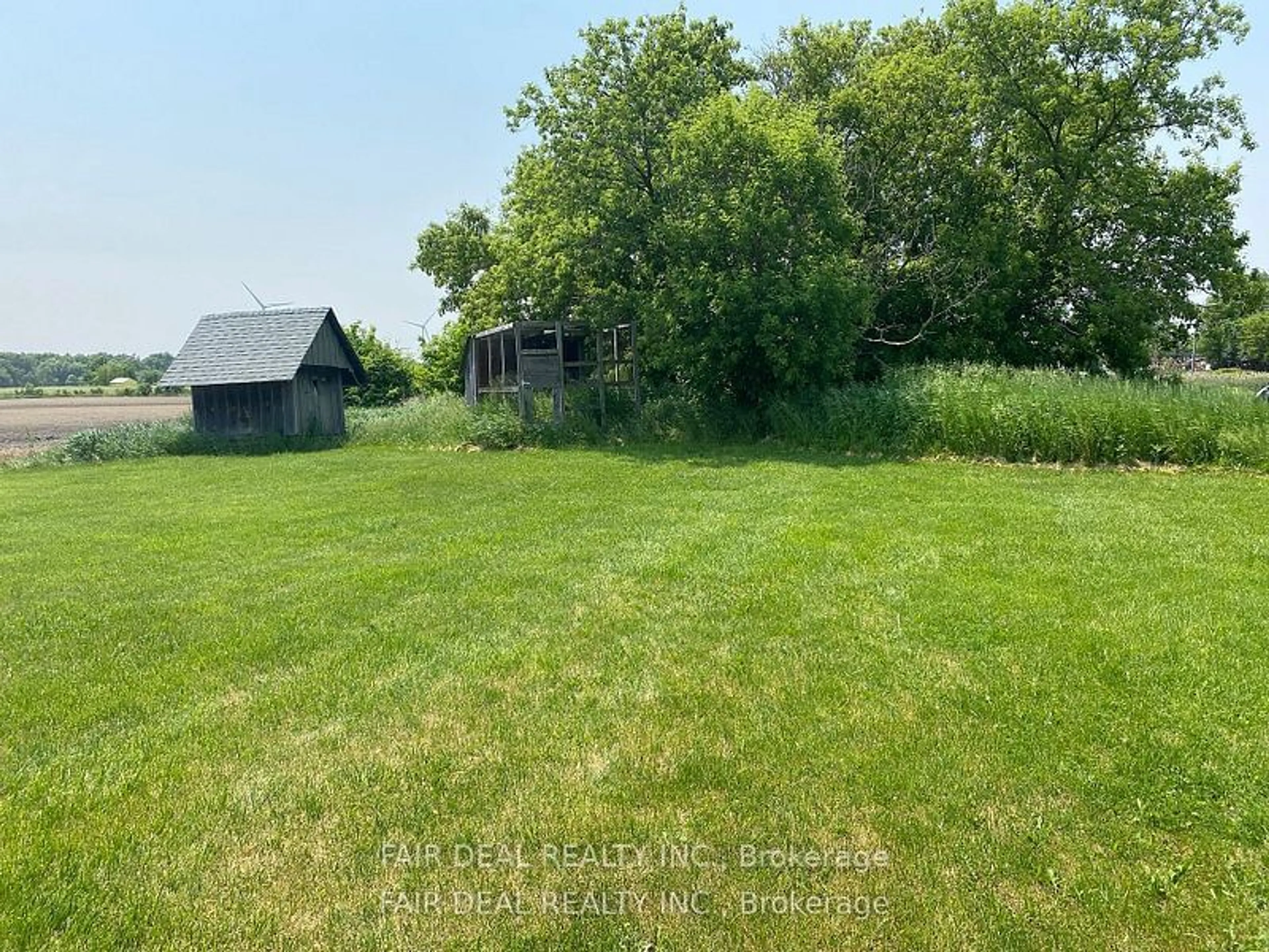 A pic from outside/outdoor area/front of a property/back of a property/a pic from drone, water/lake/river/ocean view for 4832 Regional 20 Rd, West Lincoln Ontario L0R 1Y0