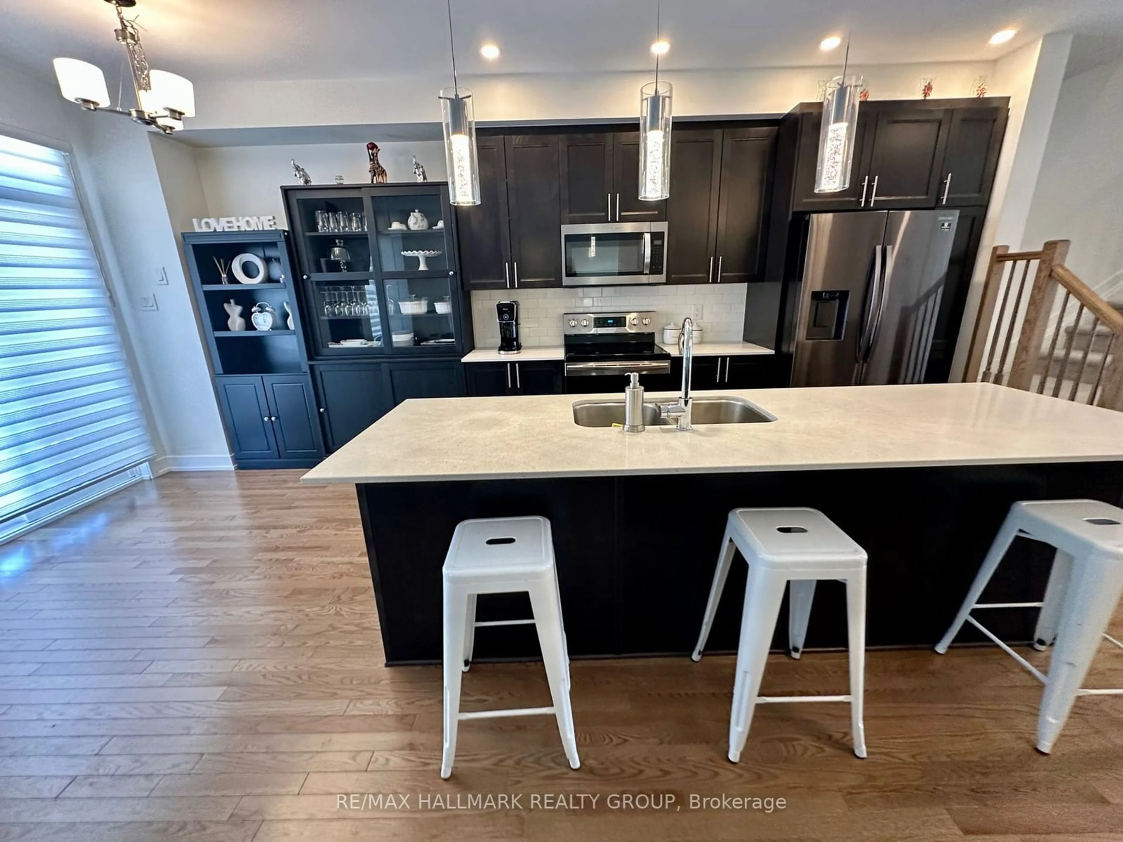 Open concept kitchen, unknown for 22 Kugagami Rd, Leitrim Ontario K1T 0W2