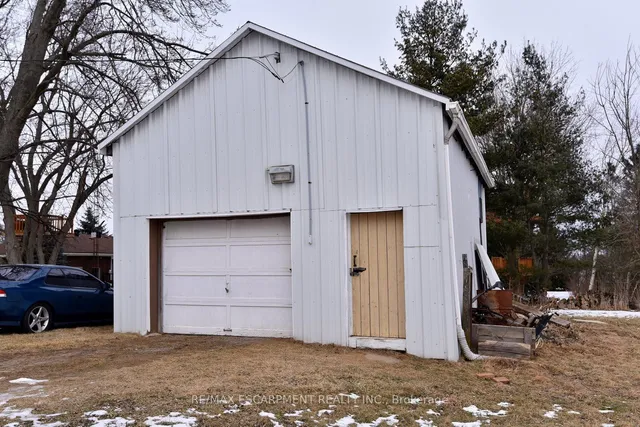 Additional property image - 2546 Wilson St