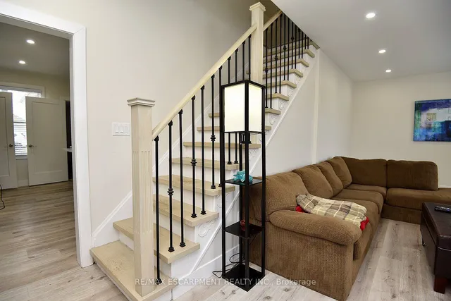 Additional property image - 2546 Wilson St