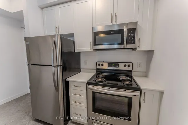 Additional property image - 81 Robinson St Unit 703