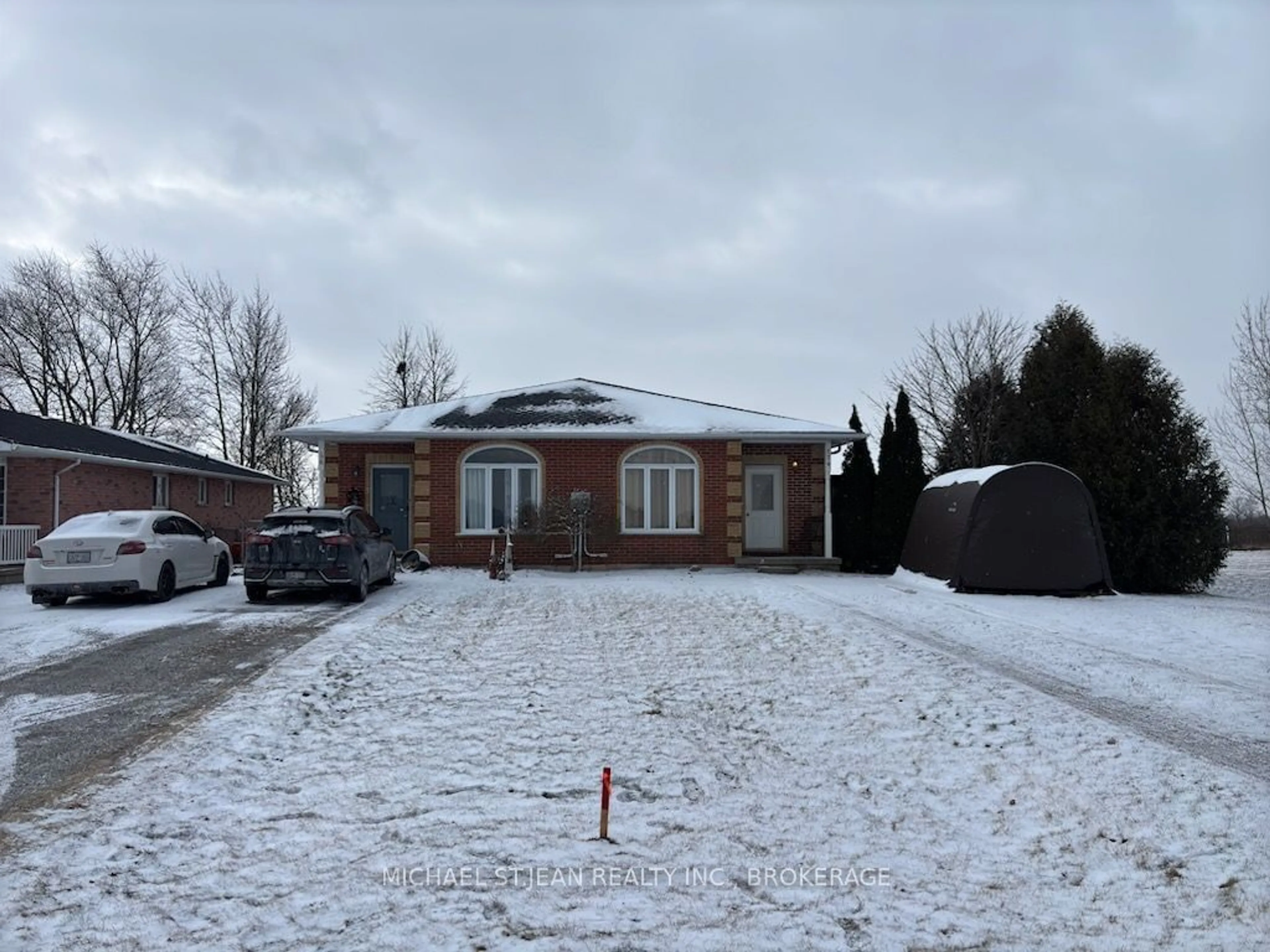 Unknown for 176 King St, Haldimand Ontario N0A 1H0