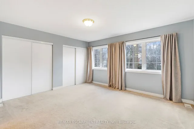 Additional property image - 100 Beddoe Dr Unit 110