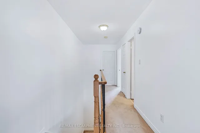 Additional property image - 100 Beddoe Dr Unit 110