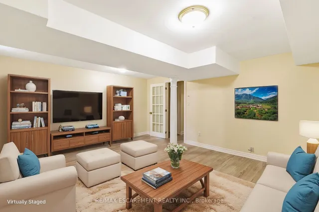 Additional property image - 100 Beddoe Dr Unit 110